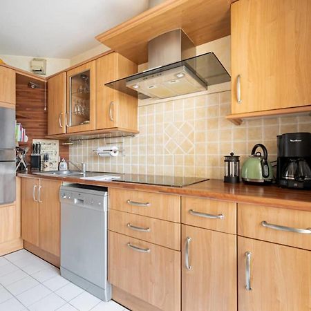 Spacious Apartment With Pool Located In The Marina Of Mandelieu Luaran gambar